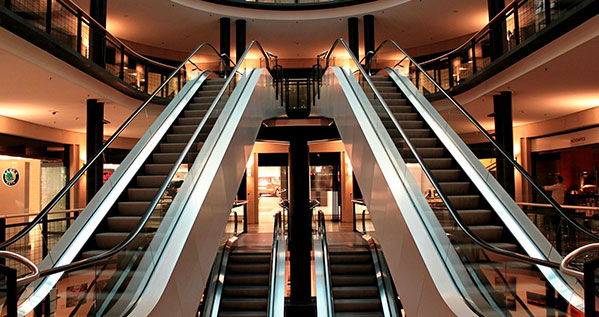 Centre commercial - escalators